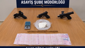 Mersin'de ev kurşunlama operasyonu: 2 gözaltı