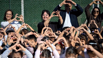 Miniklere uygulamalı kompost eğitimi verildi