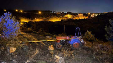 Park Etmek İstediği Traktörden Düşen Yaşlı Adam Öldü