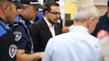 Sincan'da zincir markete tepki