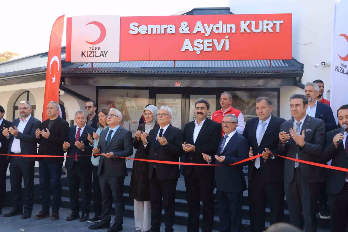 Sivas'ta Semra ve Aydın Kurt Aşevi Açıldı