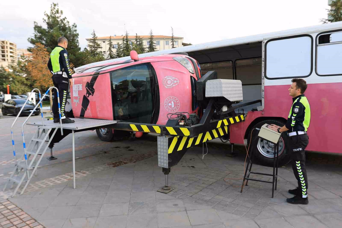Talas'ta Sürücülere Güvenli Sürüş Eğitimi