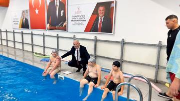 Azdavay’da "Yüzme Bilmeyen Kalmasın" Heyecanı: Başkan Cevat Taşkan Kursiyerlerle Buluştu!