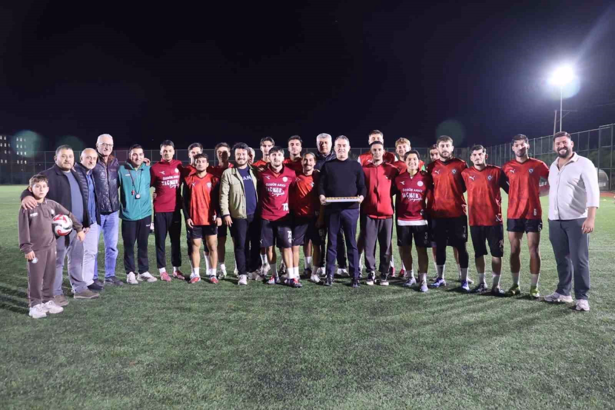 Başkan Arıcı’dan Koçarlı Belediyespor’a Moral Ziyareti