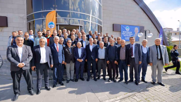 Başkan Büyükkılıç Sarız ve Pınarbaşı'nda Muhtarlarla Buluştu