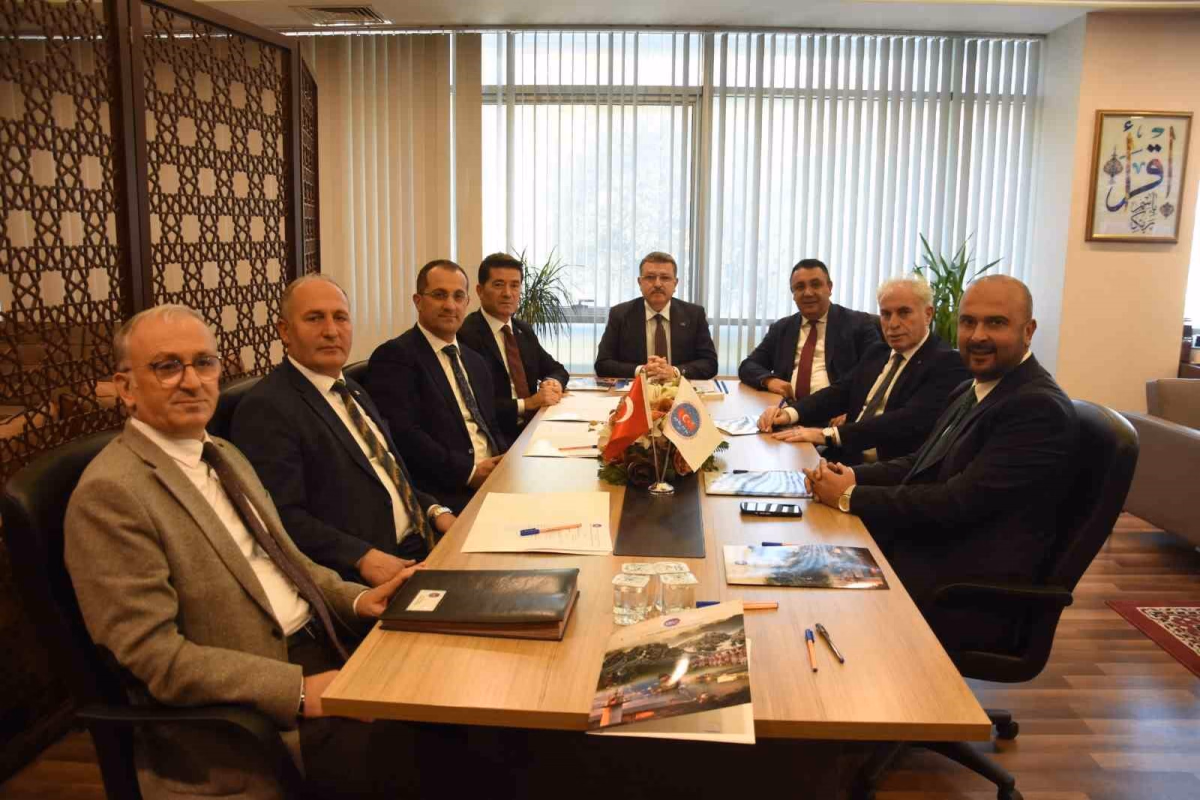 Doğu Karadeniz Belediyeleri Gümüşhane’de Toplandı