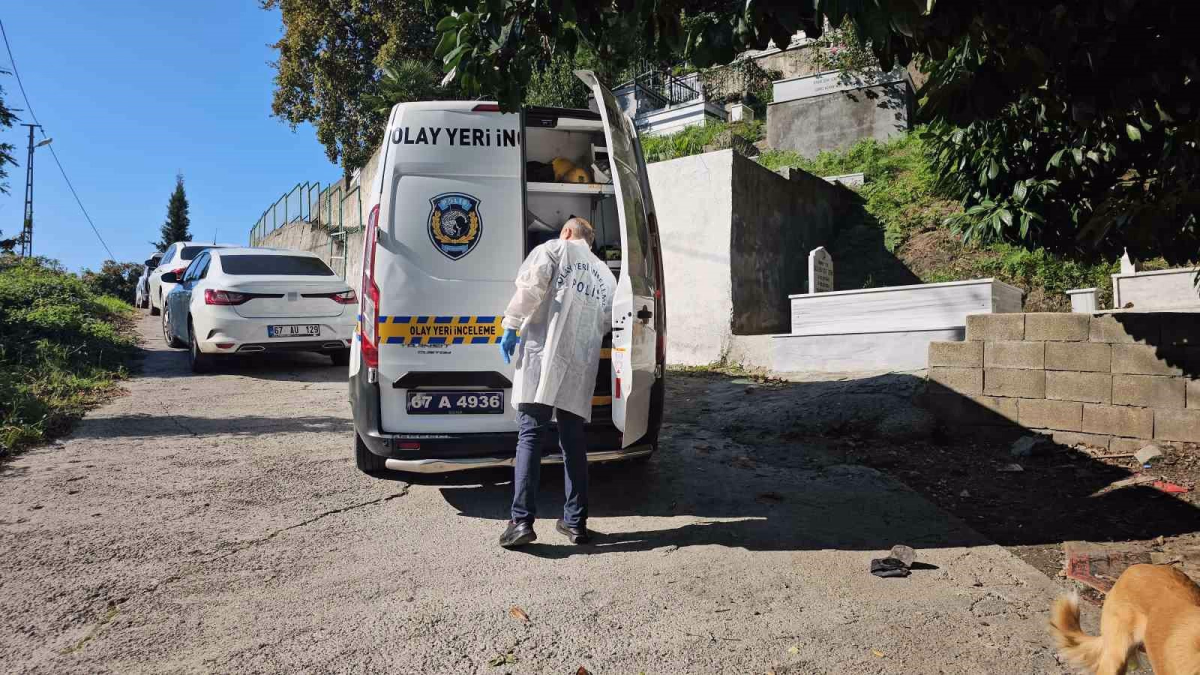Emekli Polis Memuru Mezarlıkta Ölü Bulundu