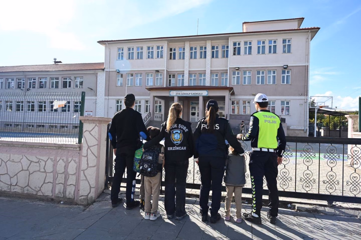 Erzincan'da okul çevrelerinde güvenlik denetimi yapıldı