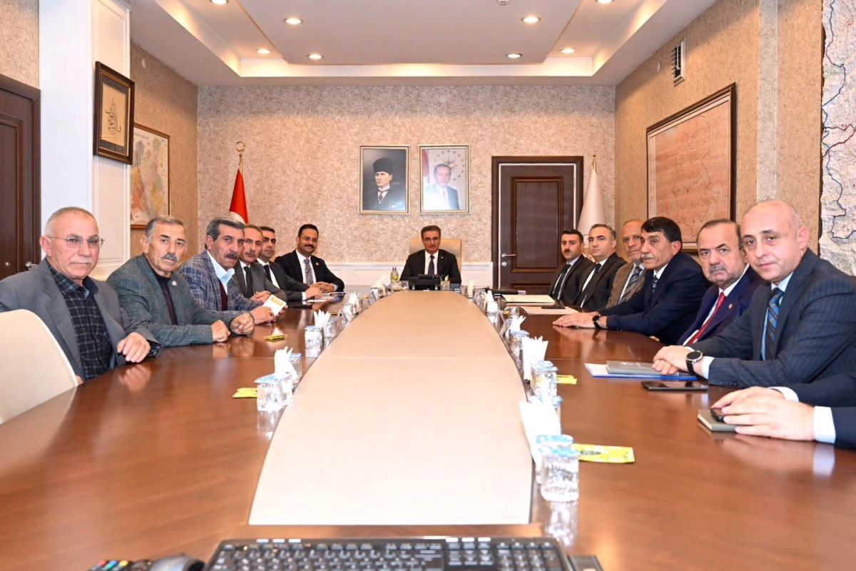 Erzurum'da Hayvan Pazarı Toplantısı Gerçekleştirildi