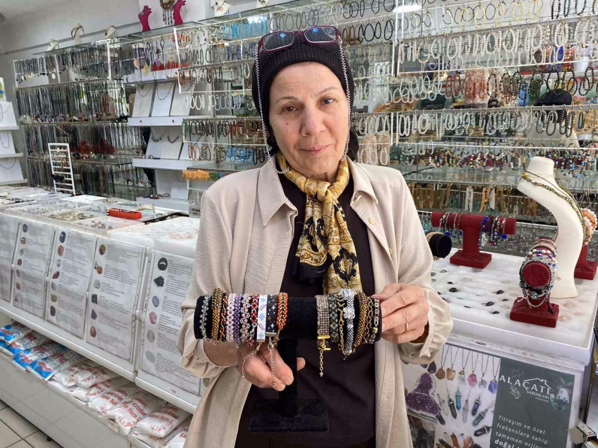 Eskişehir'de Doğal Taş Takılara İlgi
