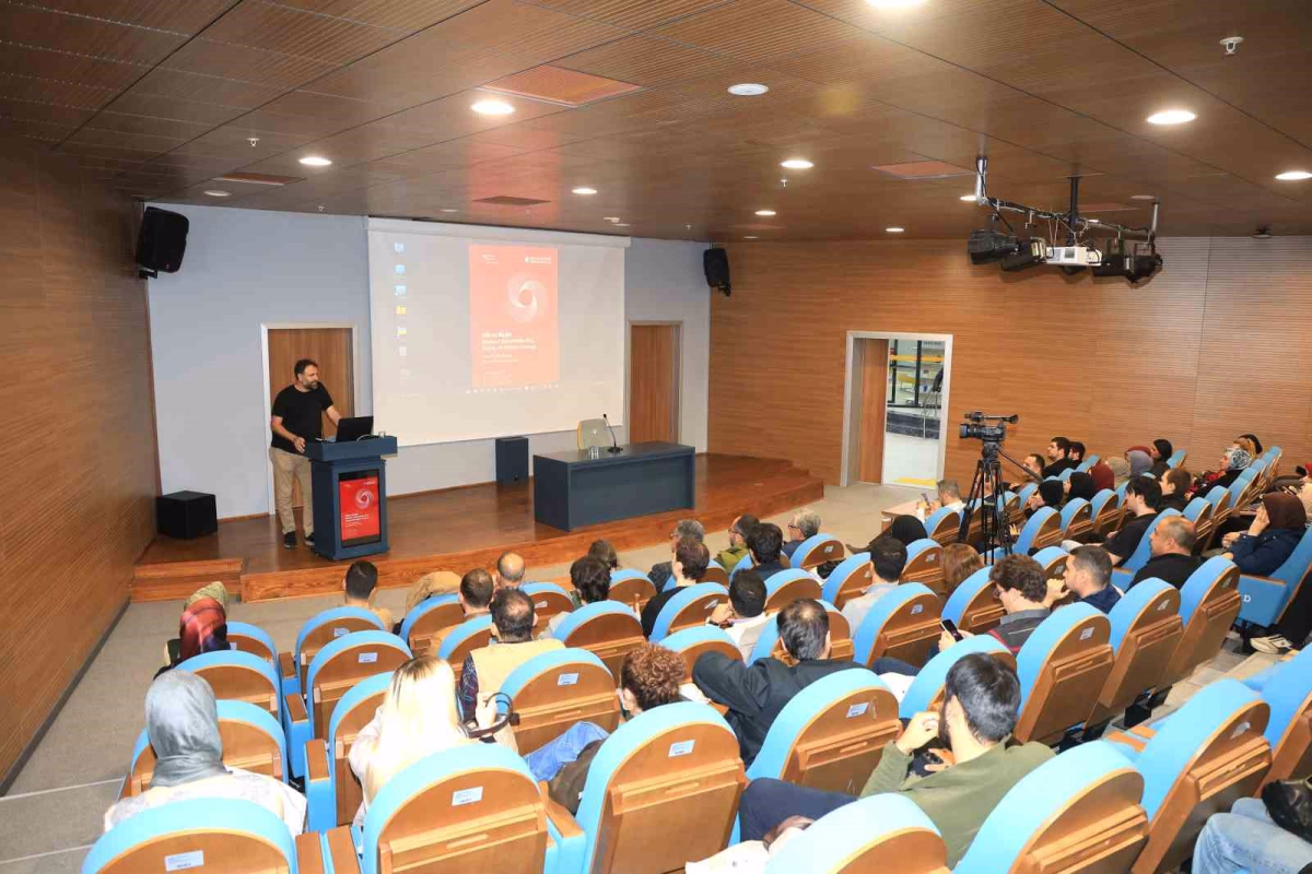 İnegöl Belediyesi'nde personele yapay zeka eğitimi
