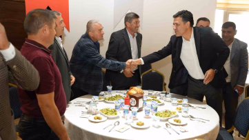 Kozan'da Muhtarlar Aynı Sofrada Buluştu