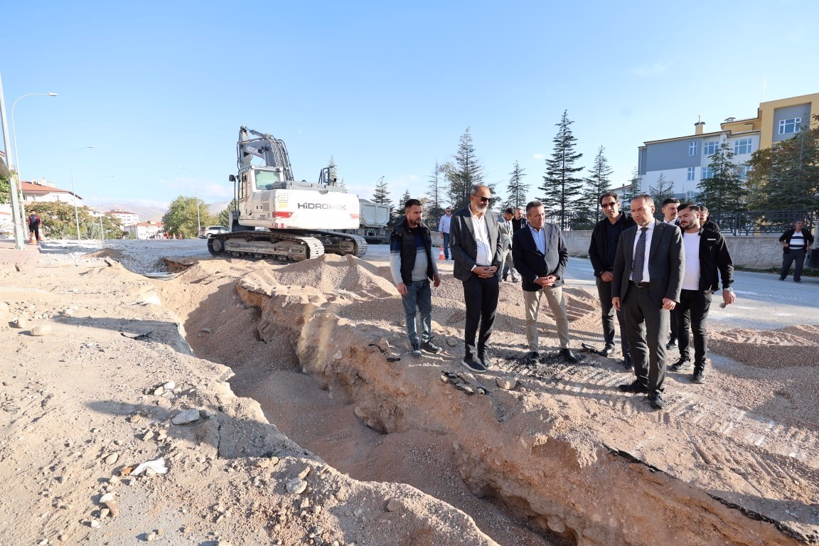 Niğde'de Özbelde Mevkiinde Altyapı Çalışmaları