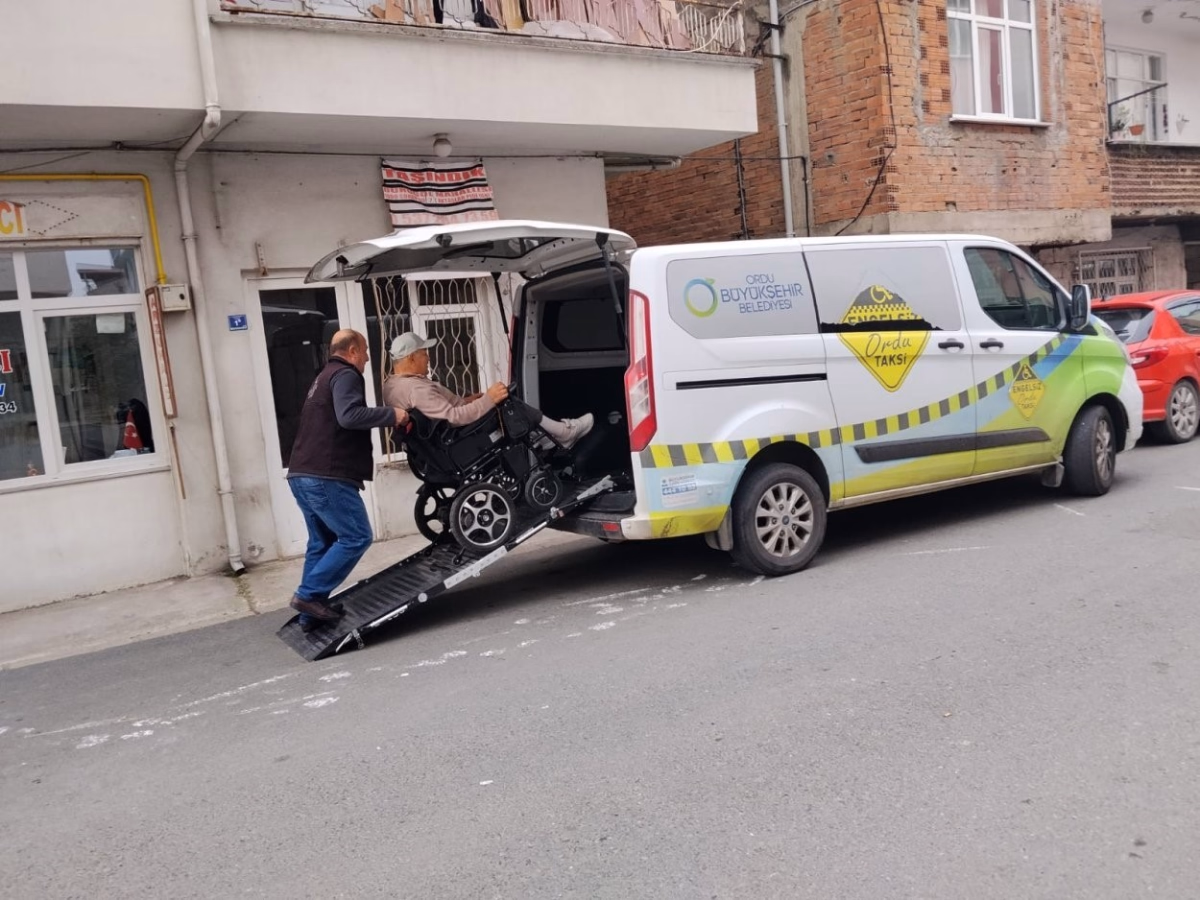 Ordu'da engelsiz taksi ulaşıma destek oluyor