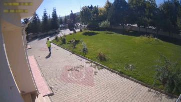 Polis Ekipleri Sürücüyü Heimlich Manevrasıyla Kurtardı