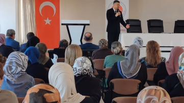 Sinoplu umre adaylarına kutsal yolculuk eğitimi