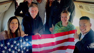 Trump, Rusya'nın Serbest Bıraktığı Hubbard'ın Fotoğrafını Paylaştı