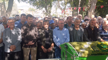 Adana Kozan’da Ailesinin Yanında Katledilen Genç Kız Toprağa