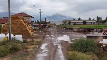 Bolvadin’de Çiftlik Yolları Asfaltla Buluştu