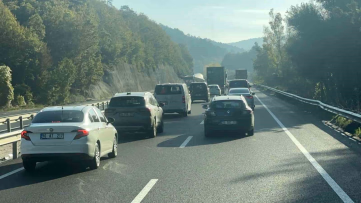 Bursa'da Dev Türbin Kanatları İçin Trafik Durduruldu