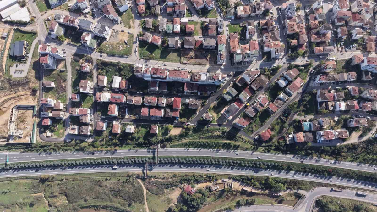 Çayırova Atatürk Mahallesi’nde üstyapı çalışmaları sürüyor