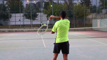 Cumhuriyet Bayramı Tenis Turnuvası Başladı