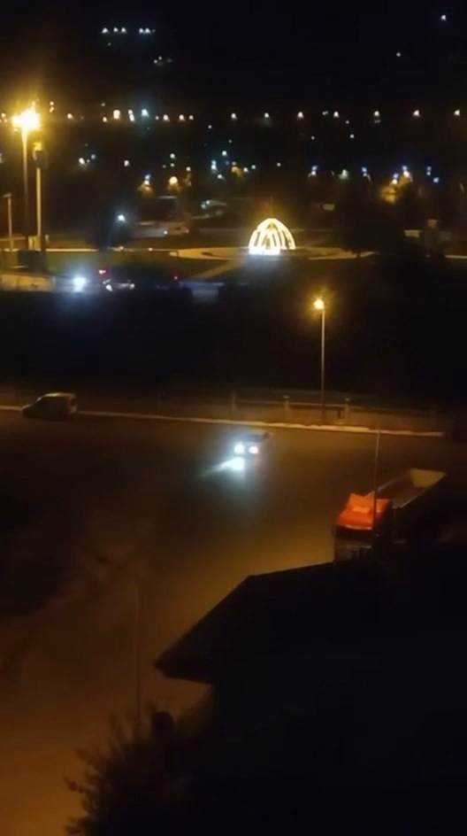 Elazığ'da Otomobille Drift Atan Sürücü Kamerada