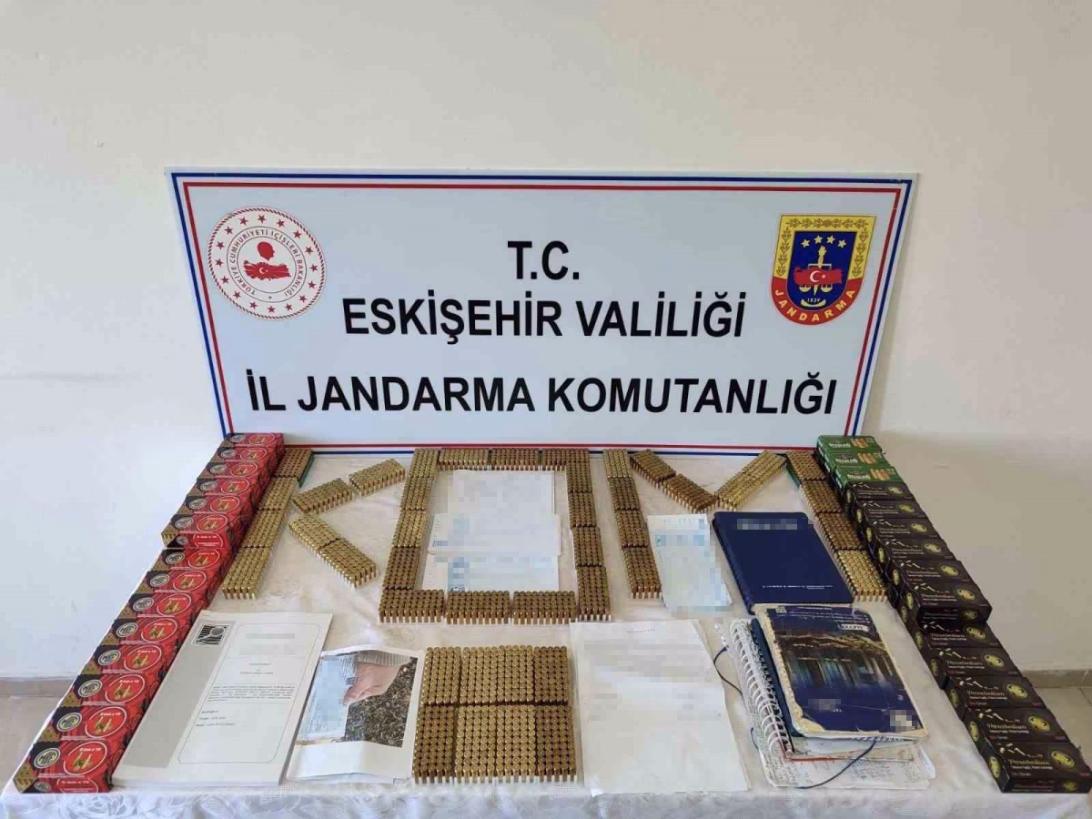 Eskişehir'de Tefecilik Operasyonu: 4 Gözaltı