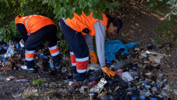 Gölbaşı Belediyesi ekiplerinden Eymir'de temizlik çalışması