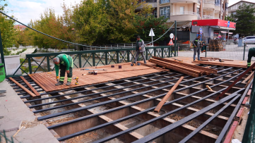 Gölbaşı'nda Parklarda Kapsamlı Bakım Çalışması