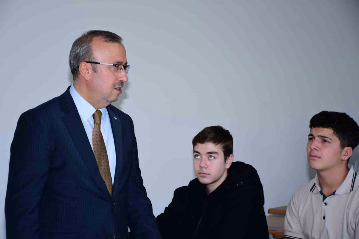 İl Milli Eğitim Müdürü Aydın'dan okul ziyareti