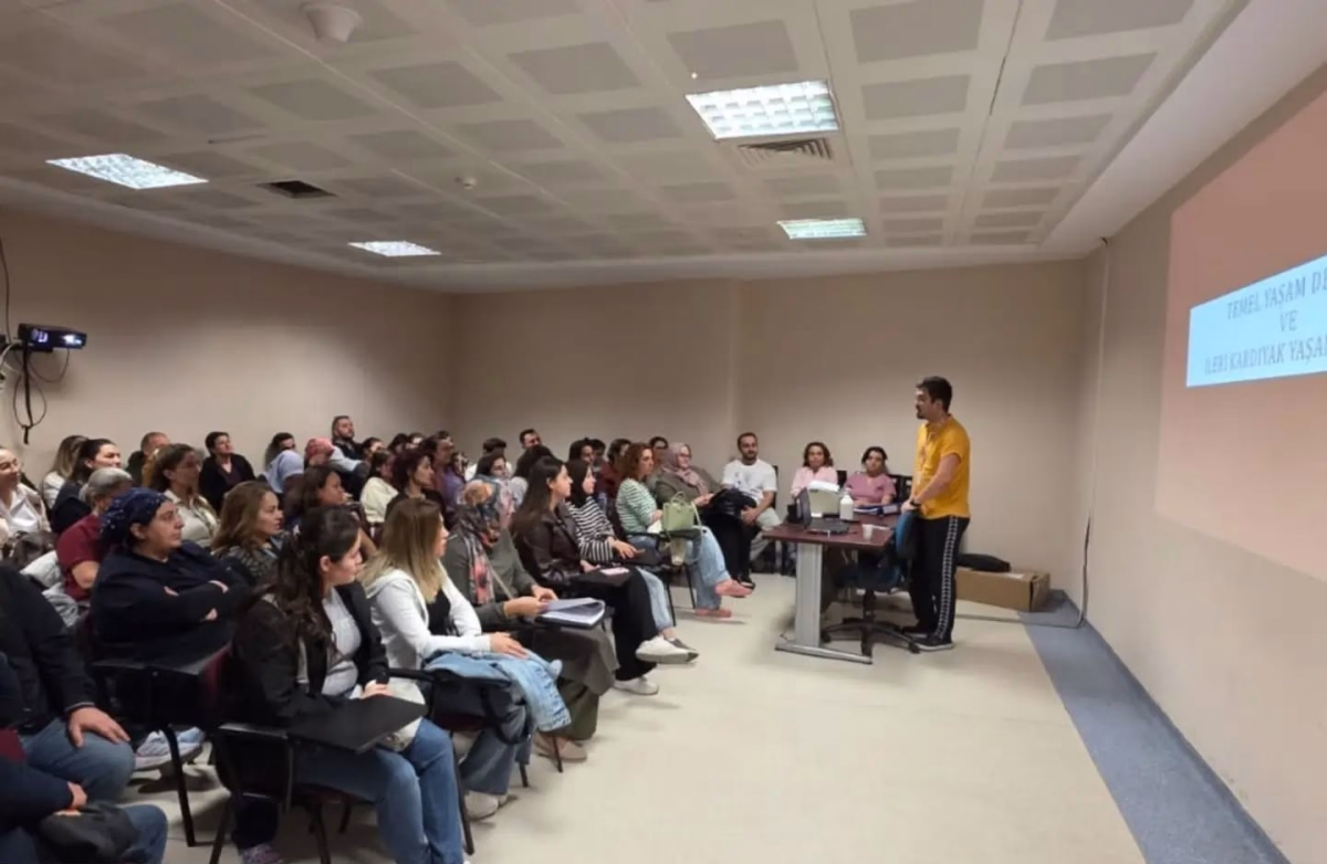 Nazilli'de sağlık çalışanlarına yönelik eğitim düzenlendi