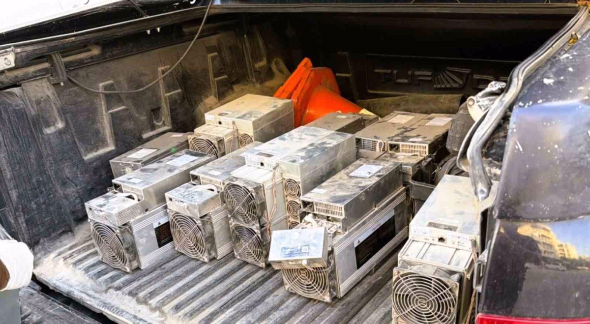 Nusaybin'de Kaçak Elektrikle Kripto Para Üretimi