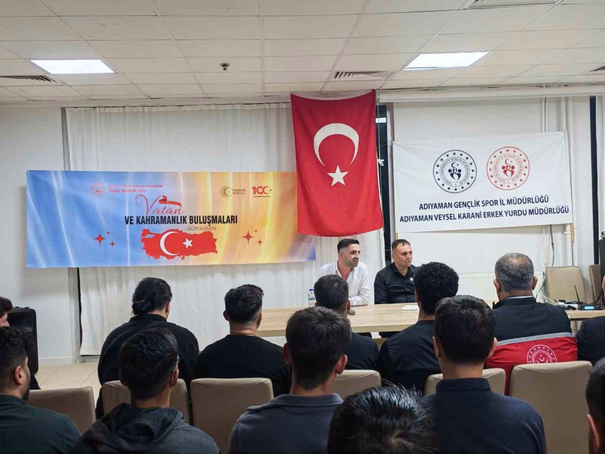 Öğrenci Yurdunda Vatan ve Kahramanlık Buluşması