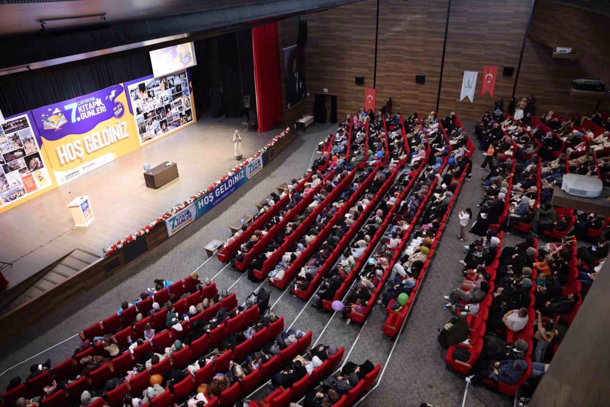 Saliha Erdim Çayırova'da aile değerlerini anlattı