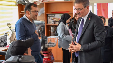 Vali Baruş’tan Sakatlar Derneğine Ziyaret