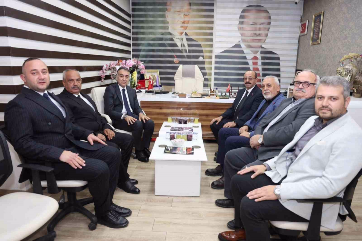 Vali Çağatay esnafın sorunlarını dinledi