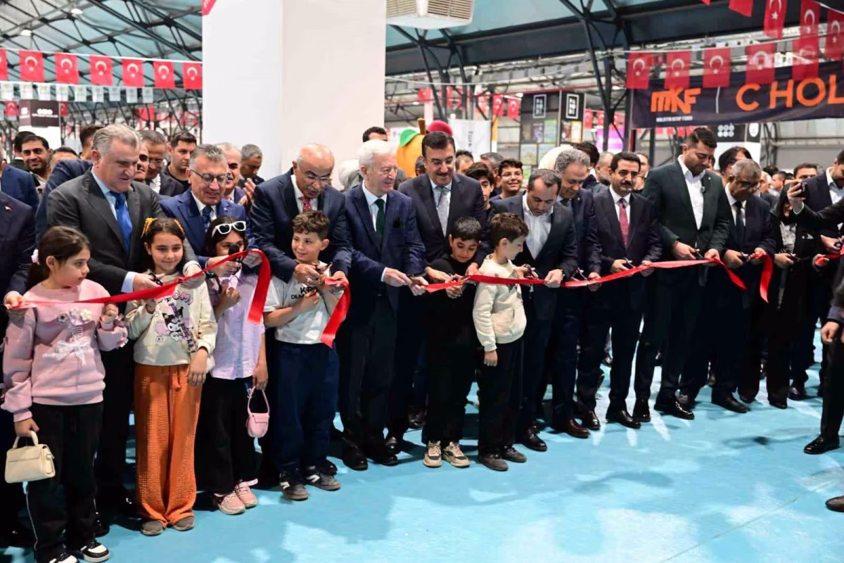 12. Malatya Anadolu Kitap Fuarı Kapılarını Açtı