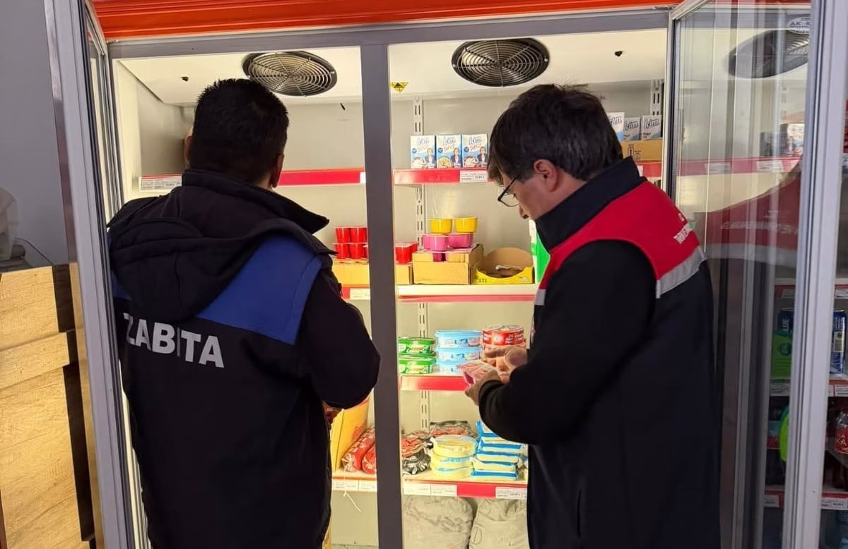 Ahlat'ta Okul Çevrelerinde Gıda Denetimleri Sürüyor