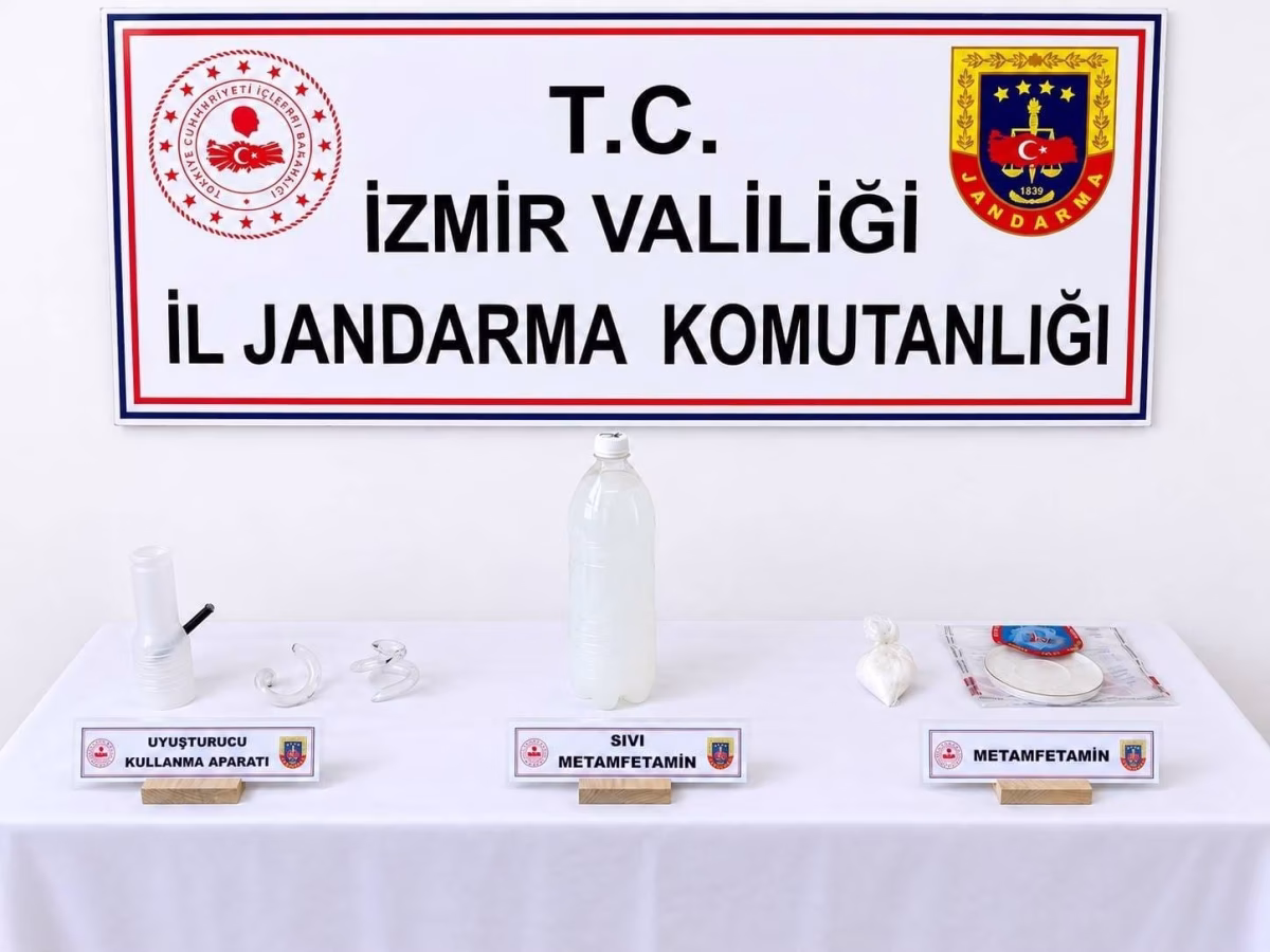 İzmir’de uyuşturucu operasyonu: Metamfetamin ele geçirildi