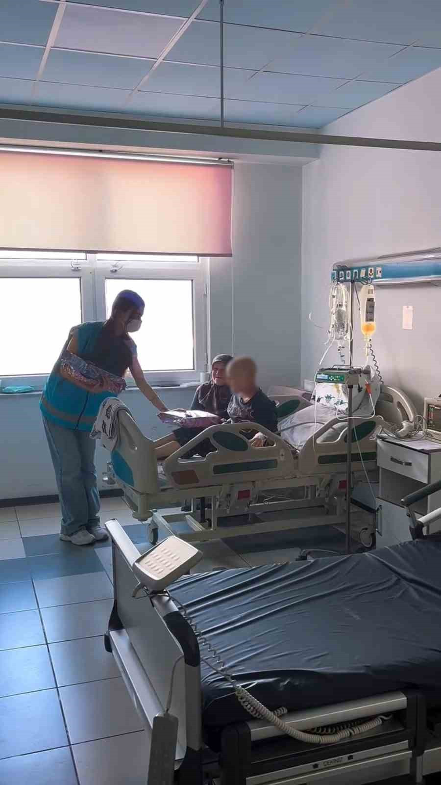 Bolu’da minik hastalar için anlamlı ziyaret