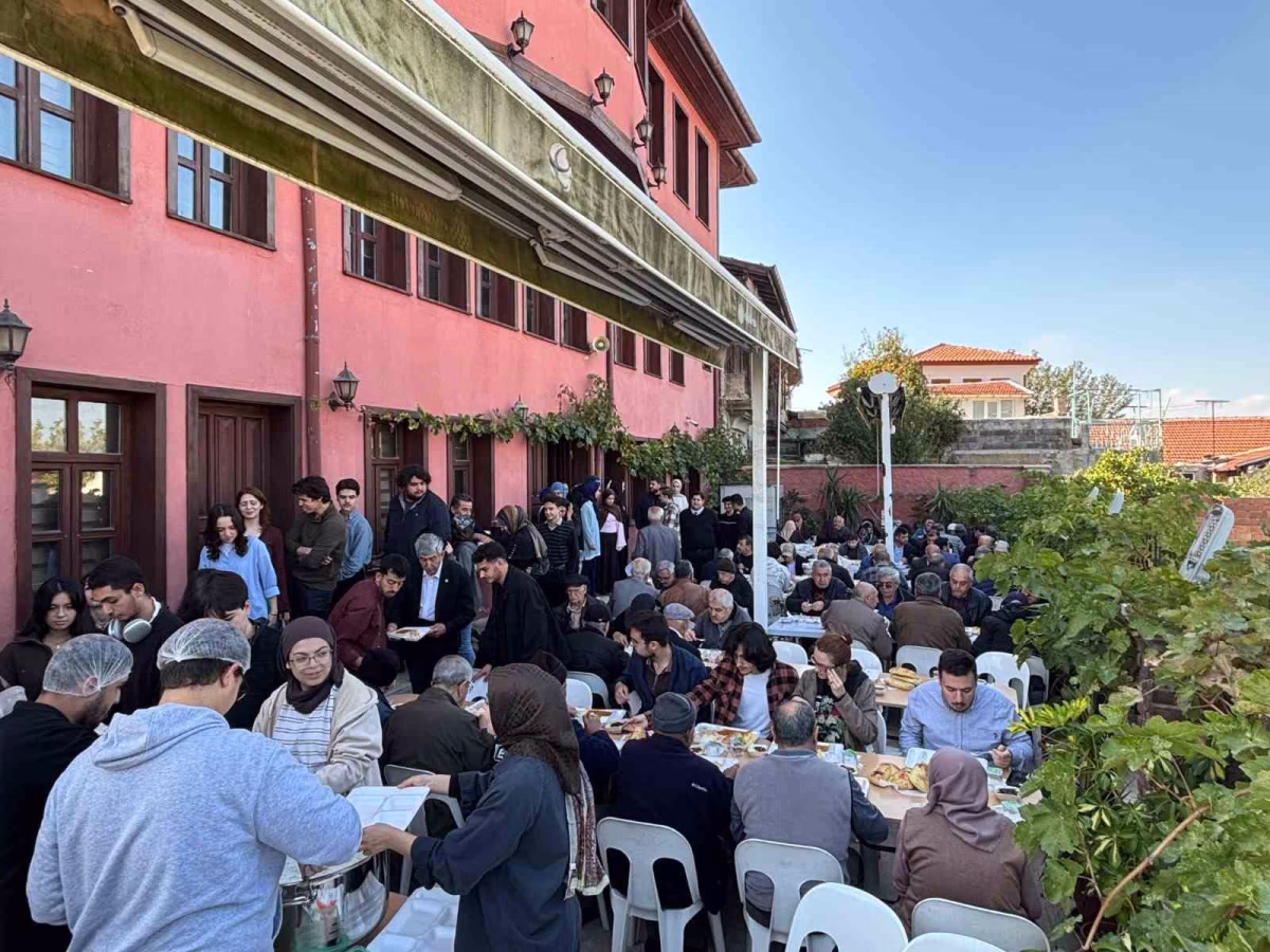 Eskişehir Türk Ocağı'ndan Anlamlı Vefa Günü