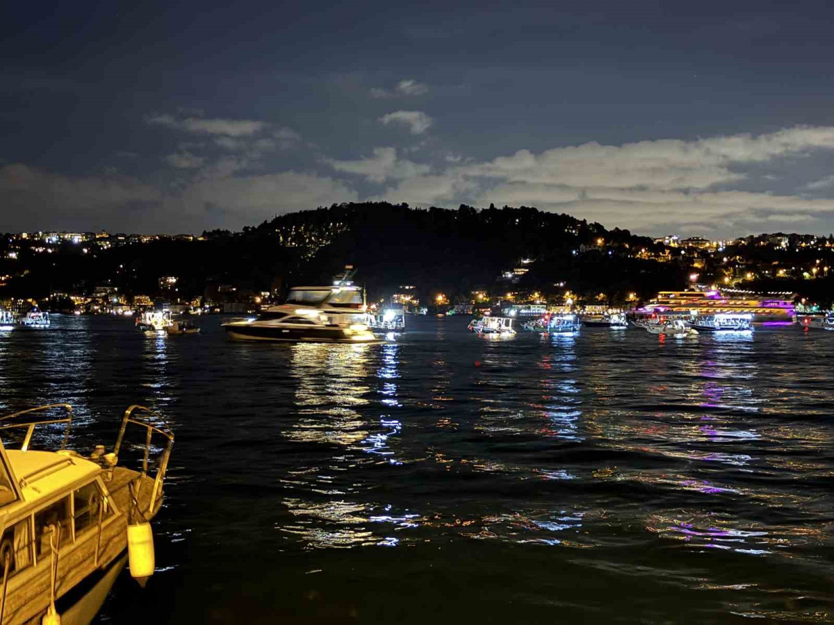 İstanbul Boğazı’nda lüfer bereketi başladı
