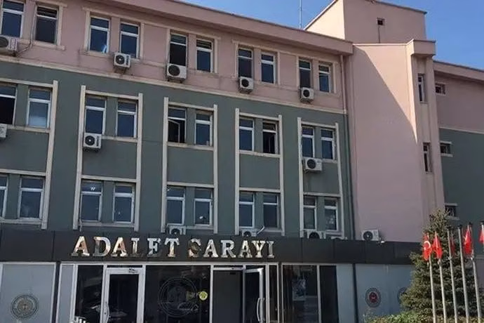 Bandırma merkezli rüşvet operasyonunda 7 tutuklama