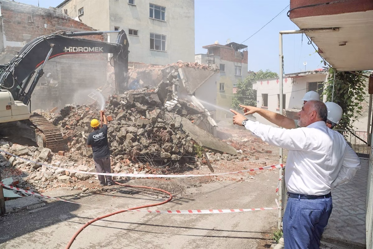 Canik'te Yatırım ve Hizmet Seferberliği Sürüyor