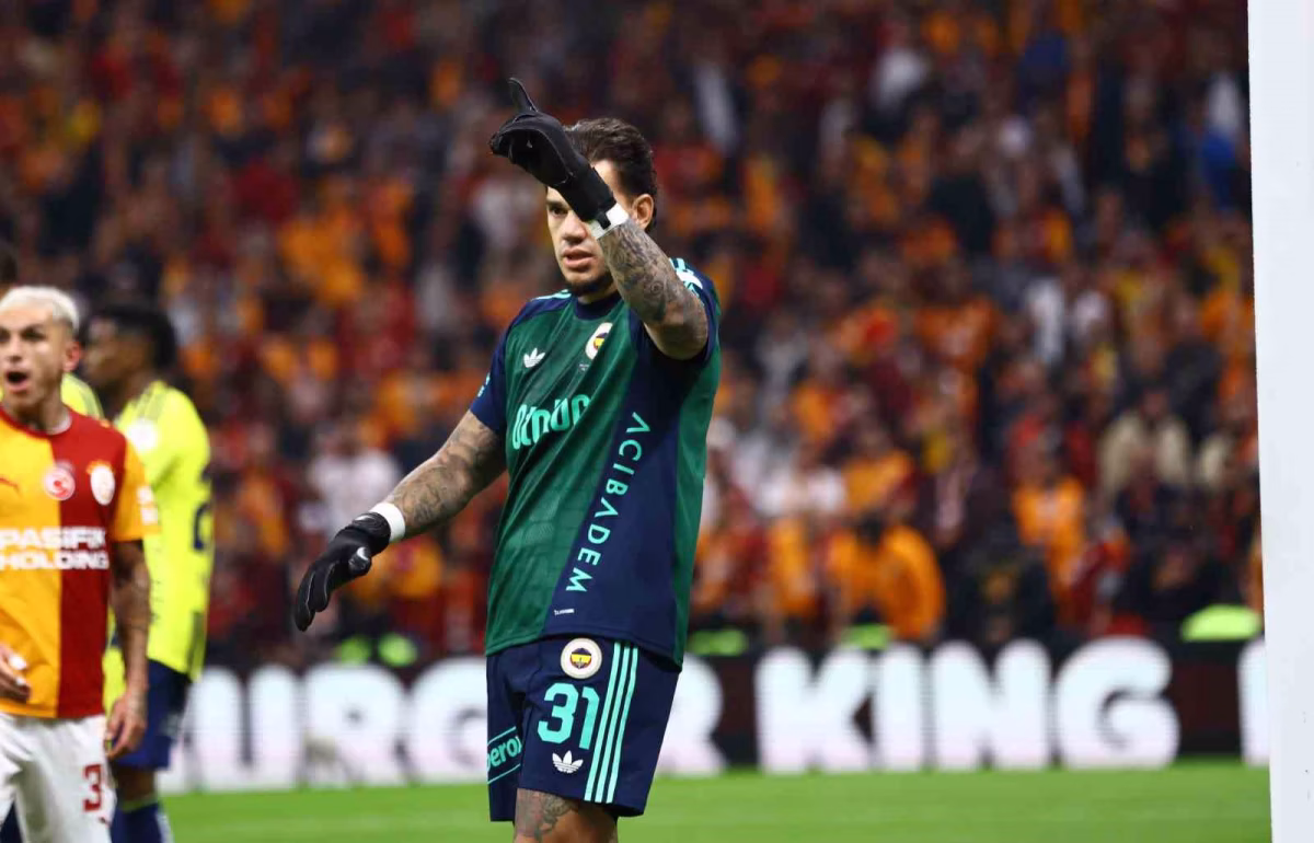Fenerbahçe 4 maç sonra gol yedi