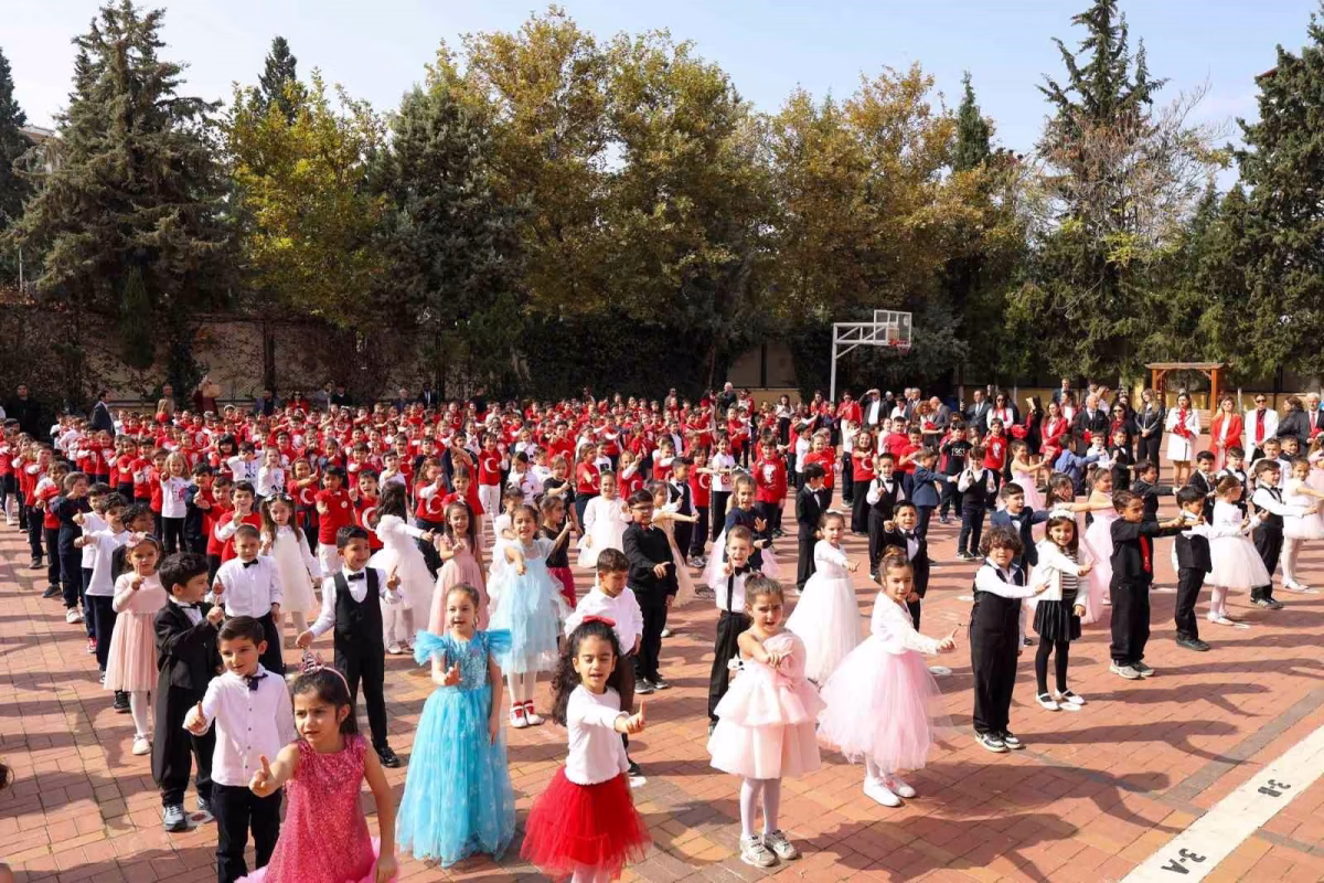 Gaziantep'te 29 Ekim ve Cumhuriyet Coşkusu