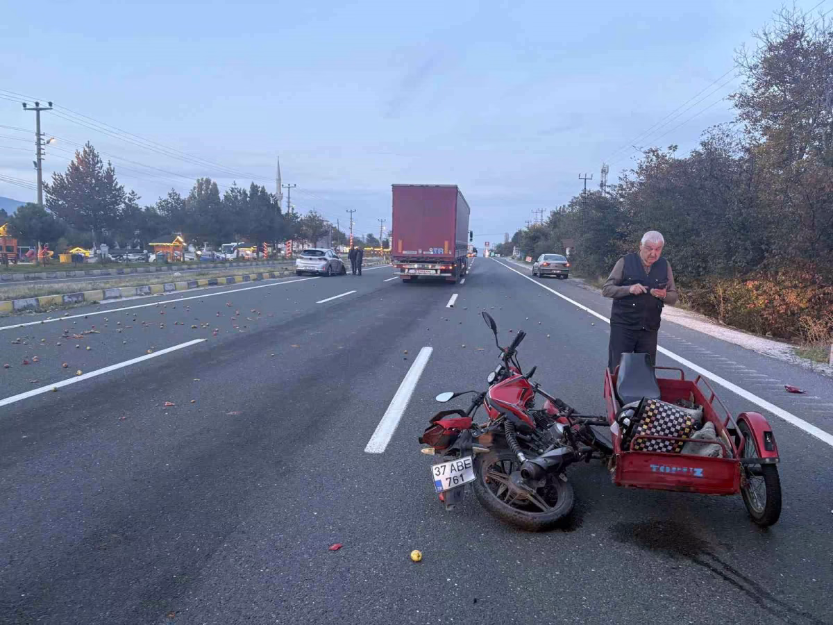 Kastamonu'da Otomobil Motosikletle Çarpıştı: 1 Yaralı