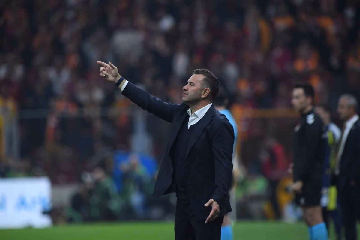 Okan Buruk'tan İsmail Kartal'a Derbi Çalımı