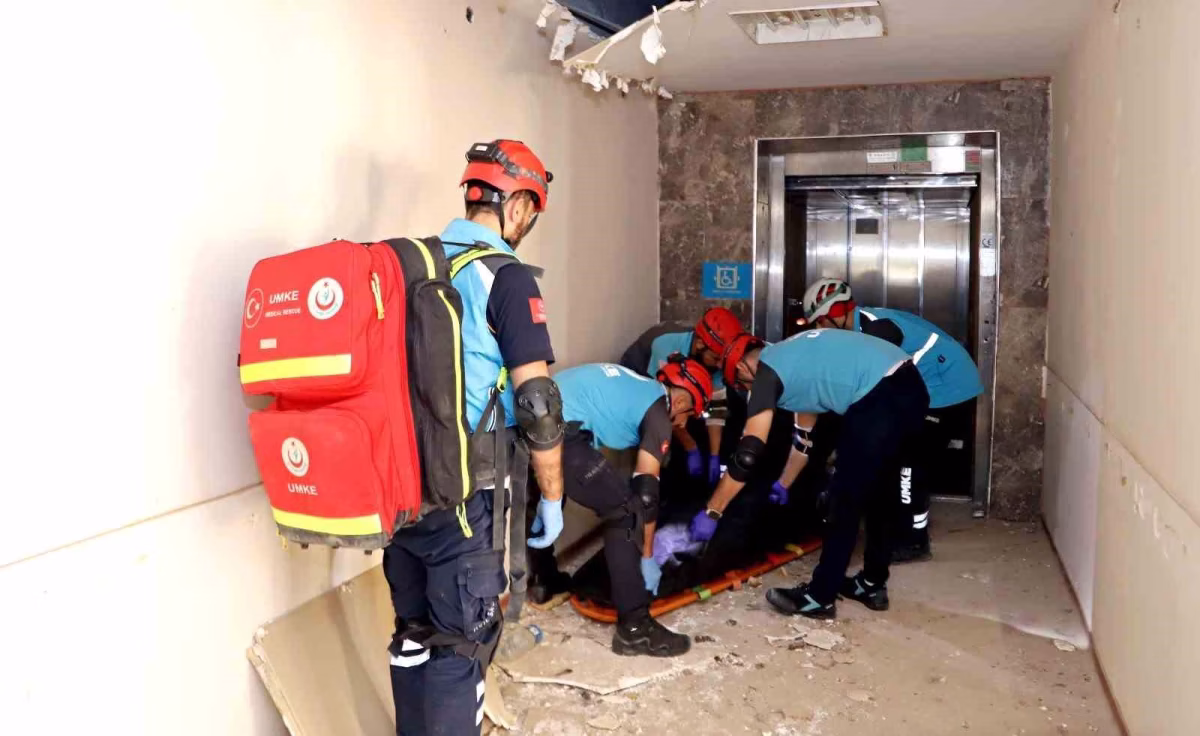 Şanlıurfa'da Gerçeği Aratmayan UMKE Deprem Tatbikatı